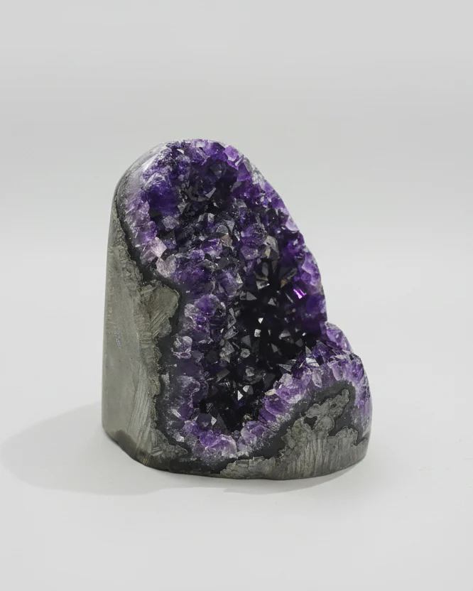 Amethyst Geode  3.8lbs - Image 2