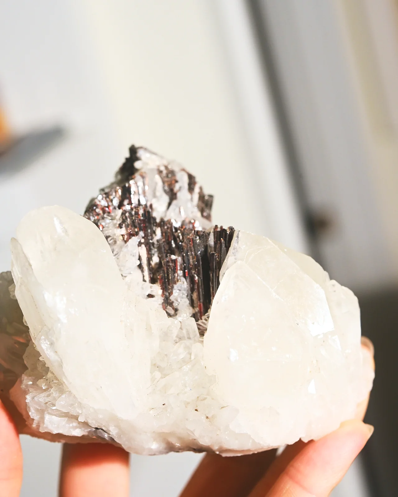 Hubnerite with Quartz 3inch - Image 5