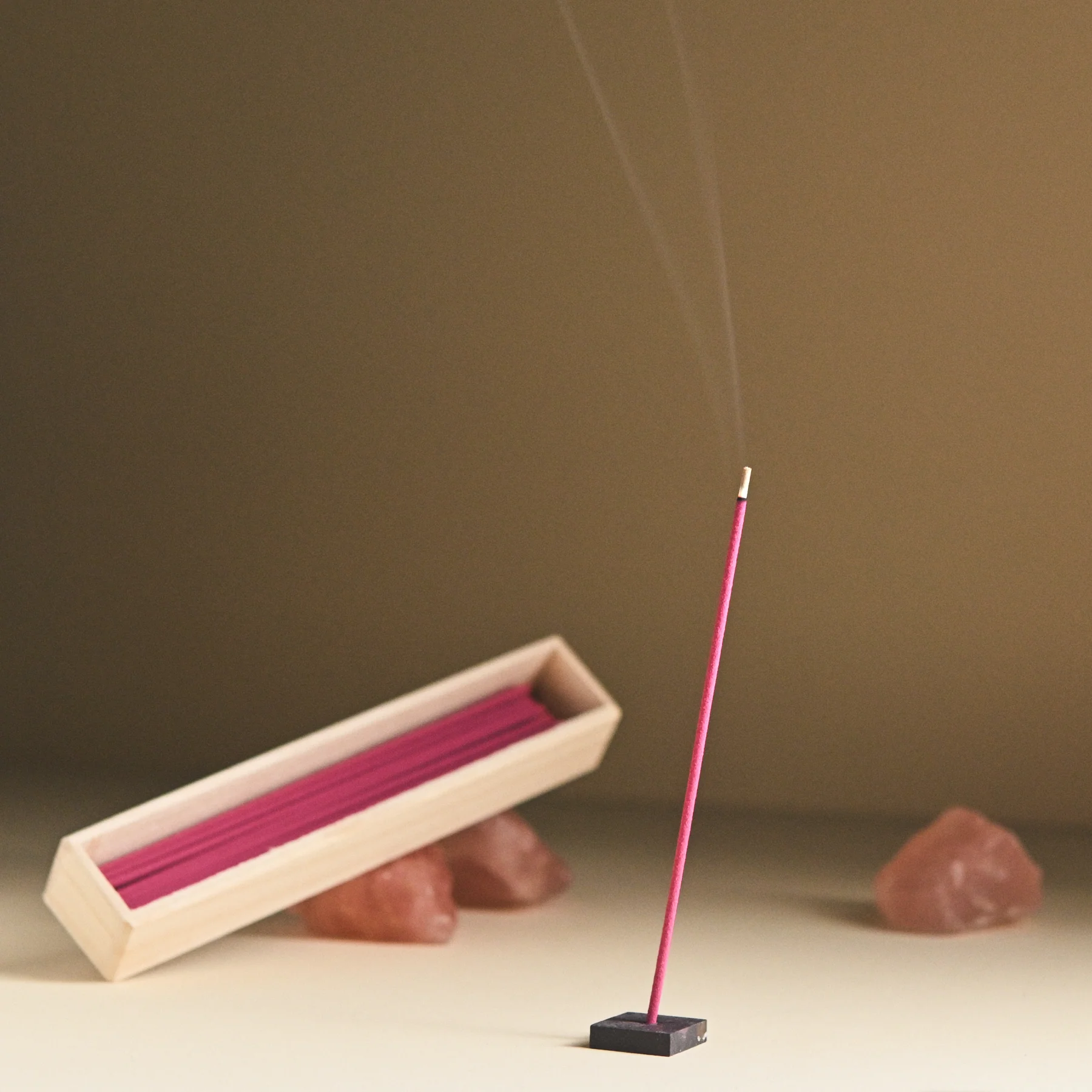 Rose Incense w/ ceramic holder 40 Sticks - Image 4
