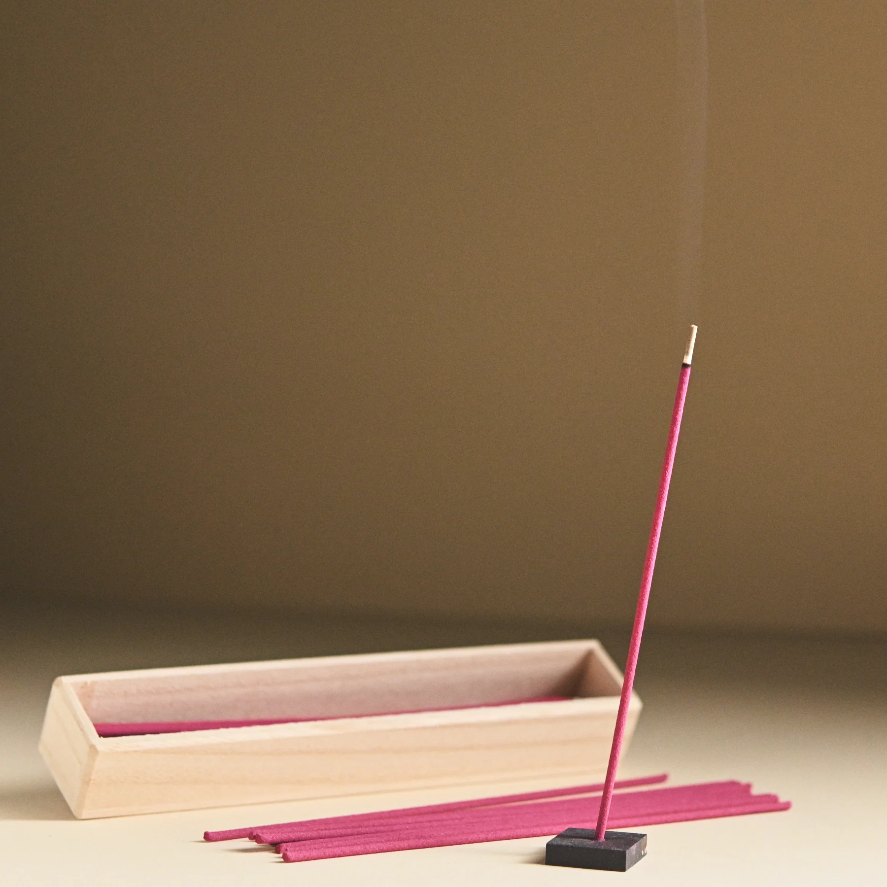Rose Incense w/ ceramic holder 40 Sticks - Image 6